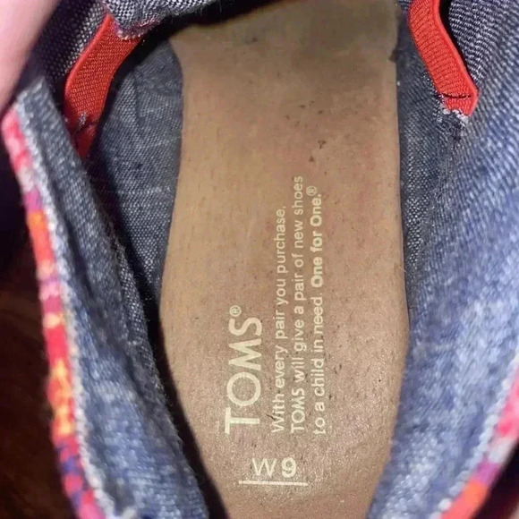 Tom Wedges - Picture 6 of 6